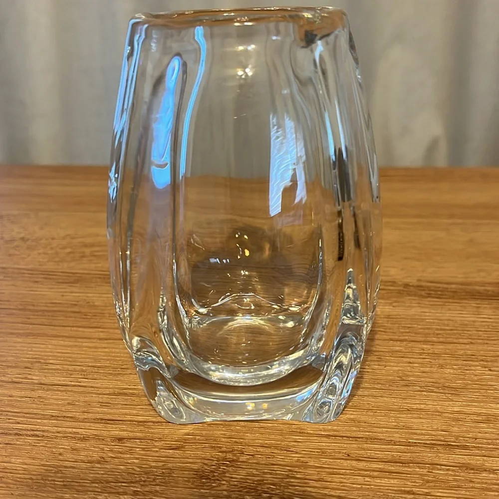 Kosta Sweden Art Glass Vase Vintage Hand Etched Crystal 5”H